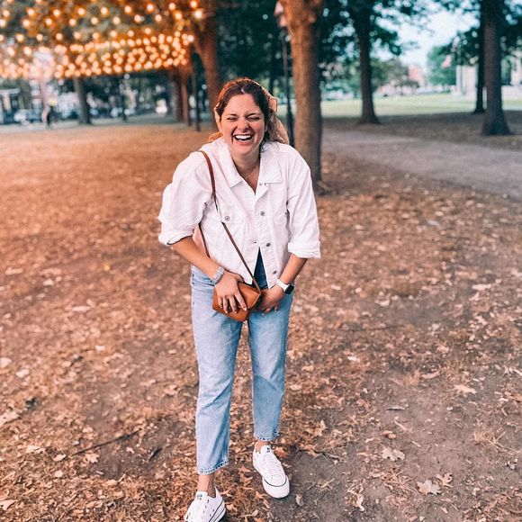 Meet your Posher, Jenna - Picture 1 of 1